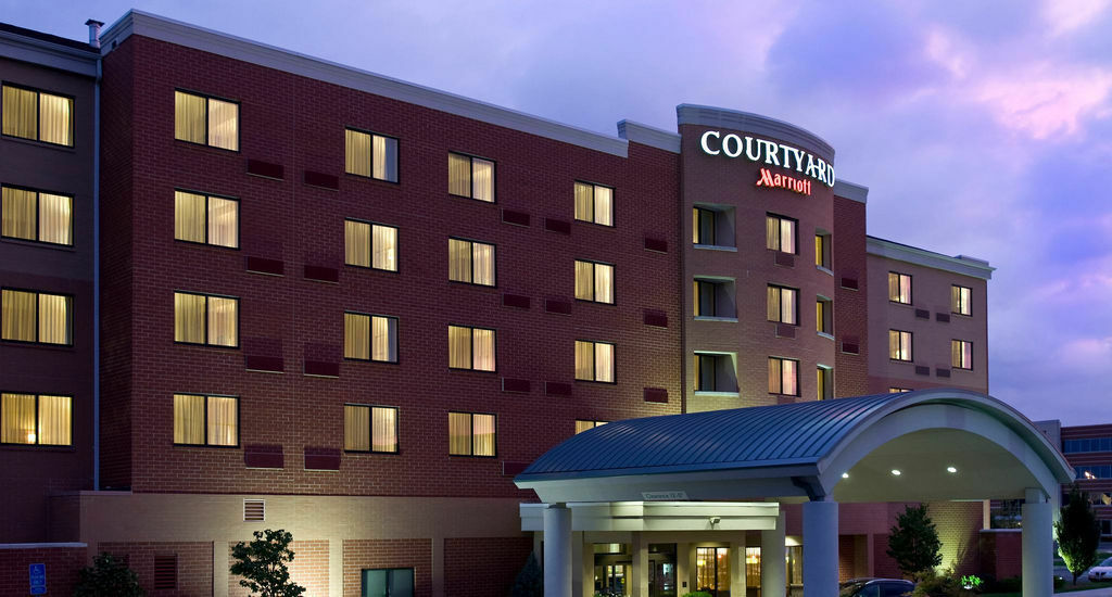 Courtyard Cincinnati North At Union Centre Уест Честър Екстериор снимка